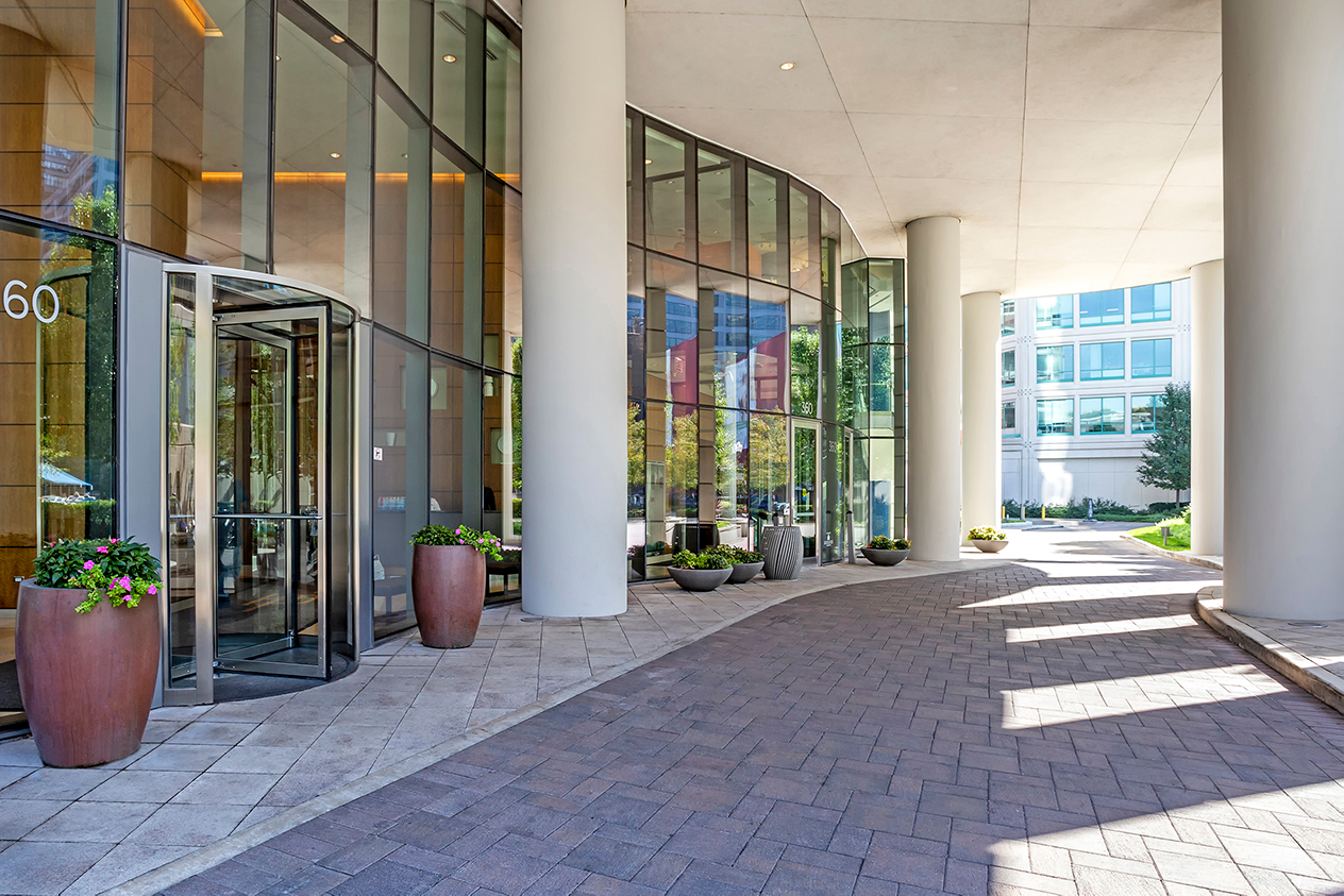 River North, Chicago high rise apartments Hubbard Place